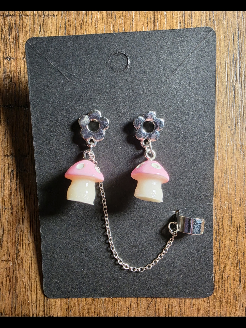 Hot Topic Pink and Cream Mushroom Dangle Earrings